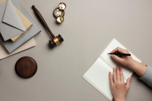 Read more about the article Prawo rzeczowe – co warto wiedzieć?